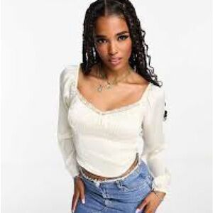 Hollister Elegant Cream Women's Top